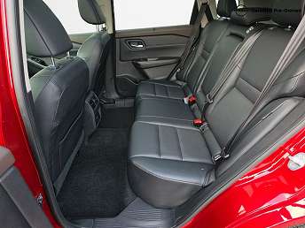 M'Lady Nissan Dealership in Crystal Lake, IL | CARFAX