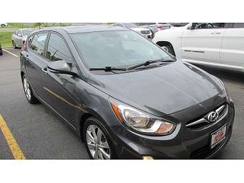 2013 Hyundai Accent SE 