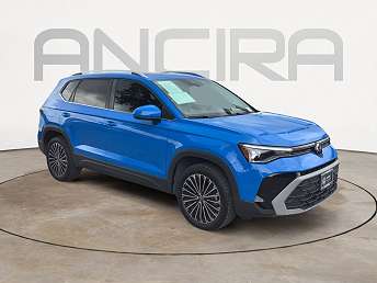 2025 Volkswagen Taos SE 