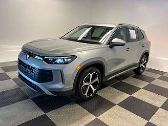 2025 Volkswagen Tiguan SE 
