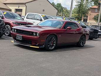 Red Dodge Challenger R/T 2020