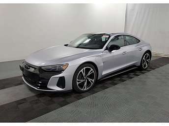 Silver Audi e-tron GT Sedan 2022