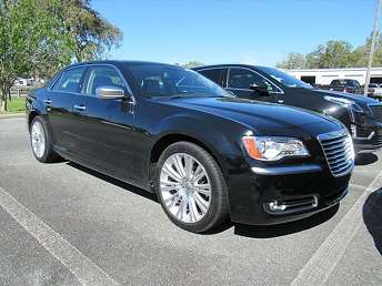 Black Chrysler 300 Sedan 2013