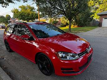 2016 Volkswagen Golf S 