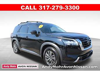 2022 Nissan Pathfinder SV 