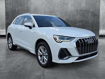 2025 Audi Q3 Premium 