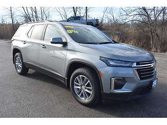 2023 Chevrolet Traverse LT 
