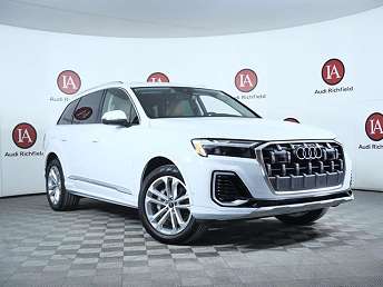 2025 Audi Q7 Premium Plus 