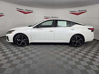 2024 Nissan Altima SR 