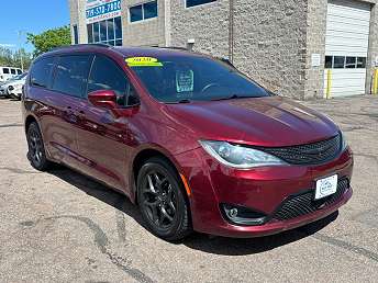 2020 Chrysler Pacifica Touring-L 