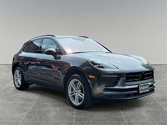 2022 Porsche Macan  