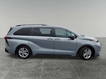 2023 Toyota Sienna XSE 