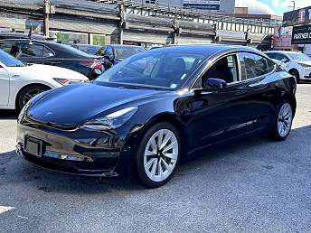 2022 Tesla Model 3 Standard Range 