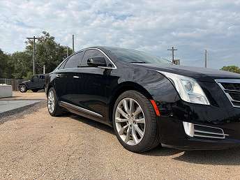 Black XTS Sedan 2017