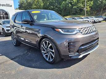 2024 Land Rover Discovery Metropolitan Edition 