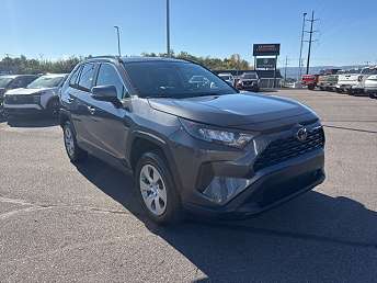 2021 Toyota RAV4 LE 