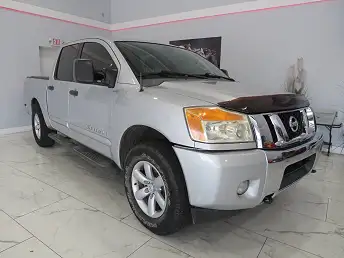 2014 Nissan Titan SV