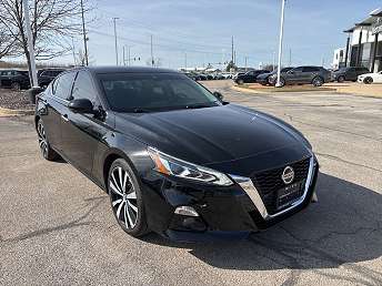 2019 Nissan Altima Platinum 