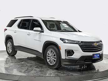 2023 Chevrolet Traverse LT 