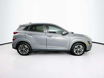 2023 Hyundai Kona SE 