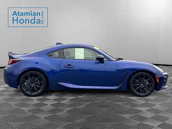 2024 Toyota GR86 Premium 