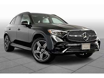 Black Mercedes-Benz GLC 350e 2025