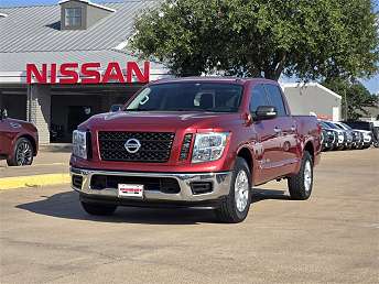2019 Nissan Titan SV 