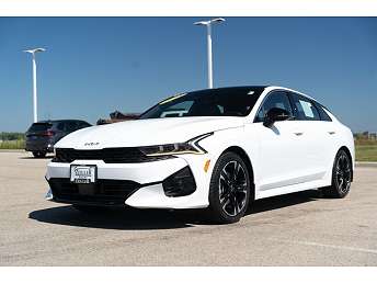 2024 Kia K5 GT-Line 