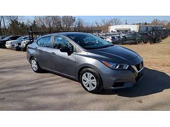 2020 Nissan Versa S 