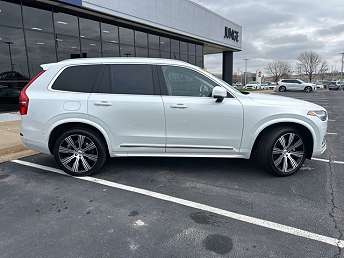 2023 Volvo XC90 B6 Ultimate 