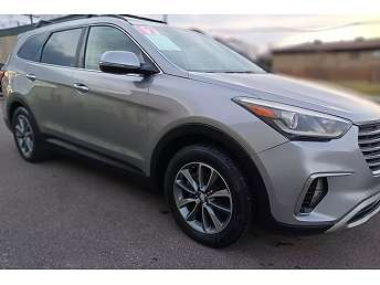 2017 Hyundai Santa Fe SE 
