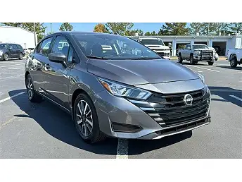 2023 Nissan Versa SV