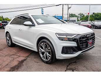2021 Audi Q8 Premium 