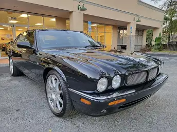 2001 Jaguar XJ Review, Pricing, and Specs | CARFAX