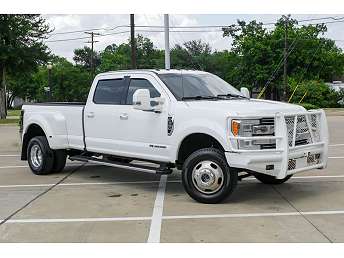 2017 Ford F-350 Lariat 