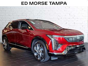 2025 Cadillac Optiq Luxury 1 