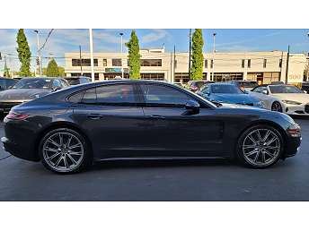 2018 Porsche Panamera 4S 