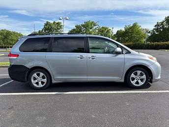 2012 Toyota Sienna LE 
