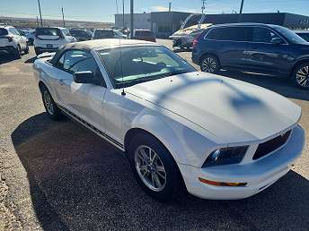 2005 Ford Mustang  