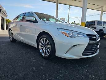 2016 Toyota Camry XLE 