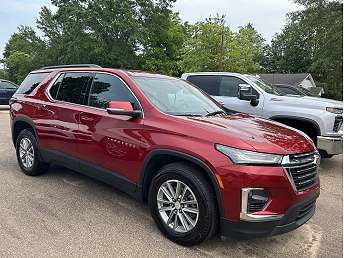 2023 Chevrolet Traverse LT 