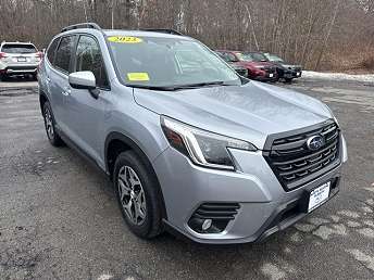 2023 Subaru Forester Premium 