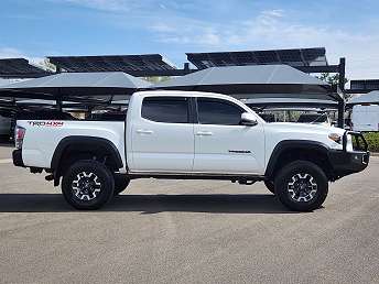 2023 トヨタ・タコマ TRD OFF ROAD　(ホワイト) White 2023 Toyota Tacoma TRD OFF ROAD Review Brockville ON