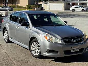 2011 Subaru Legacy 2.5i Premium 