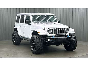 2024 Jeep Wrangler Sahara 4xe 