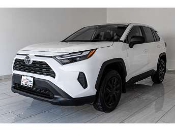 2023 Toyota RAV4 LE 