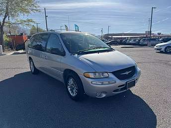 2000 Chrysler Town & Country Limited Edition 