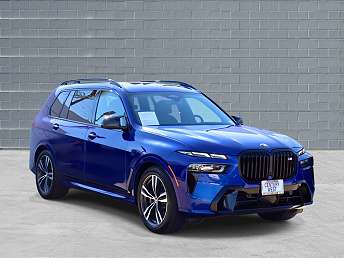 2025 BMW X7 M60i 