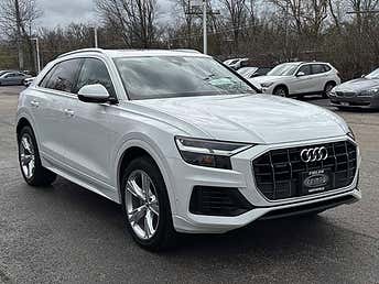 2019 Audi Q8 Premium Plus 