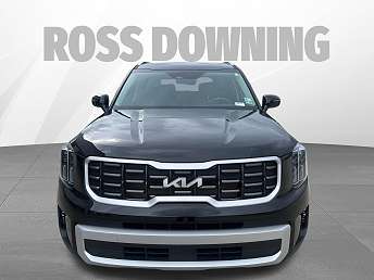 Black Kia Telluride SUV 2025